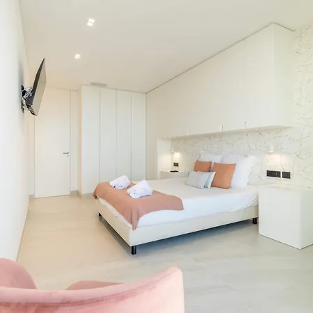 Cliff Heaven House Кальета