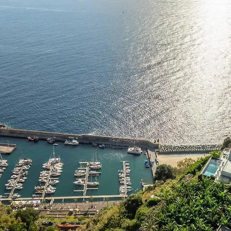 Villa Cliff Heaven - Heated Pool - Breathtaking Views * Calheta (Madeira)
