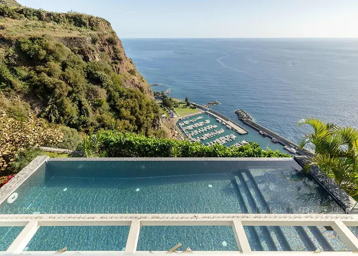 Cliff Heaven House Сasa de vacaciones *