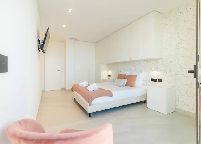 Cliff Heaven House 卡列塔